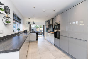 Kitchen- click for photo gallery